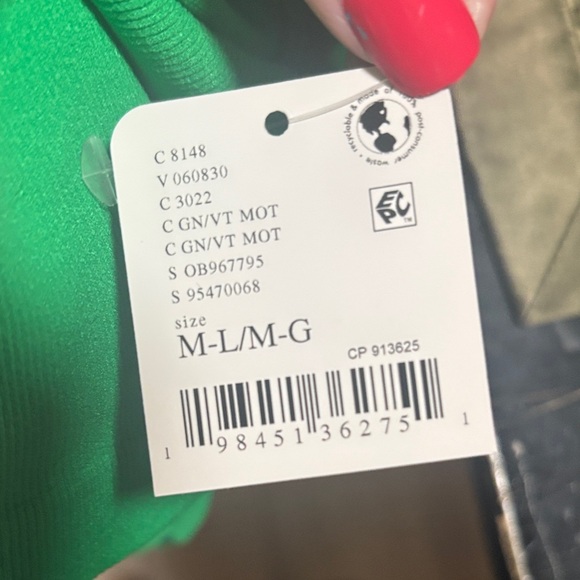 Women's Green Ribbed Tank Top - Picture 5 of 5